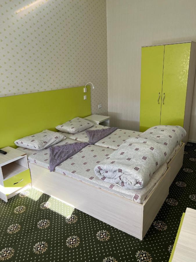 Anisa- Hostel Душанбе Экстерьер фото